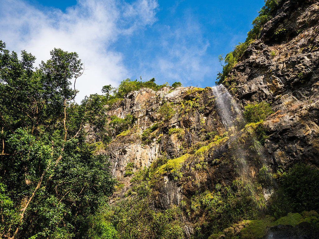 A quick guide to the best waterfalls in Mauritius - ET Takes Off